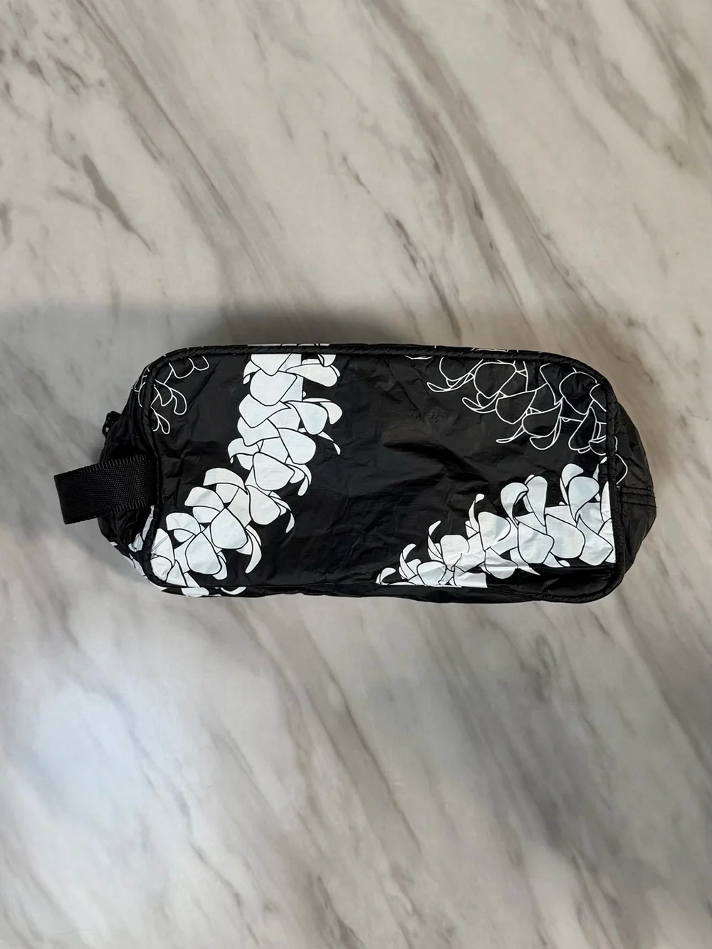 ALOHA Collection Puakenikeni Dopp Bag